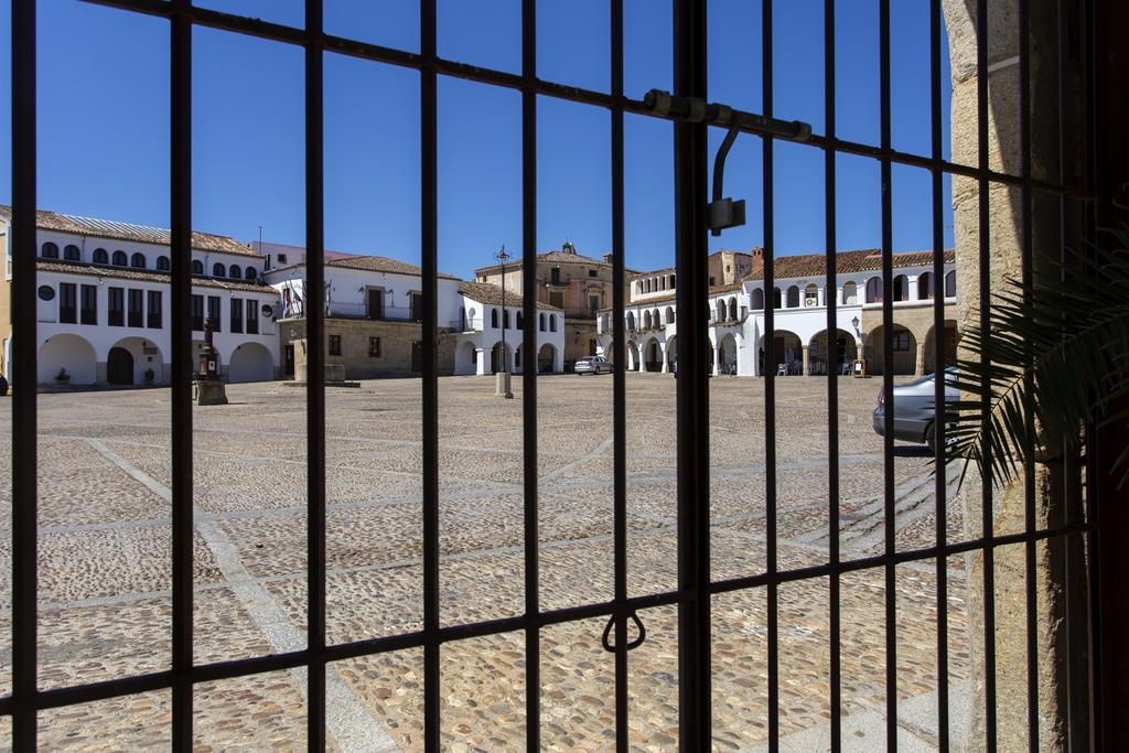 Hotel Hospedería Puente de Alconétar Garrovillas Exterior foto