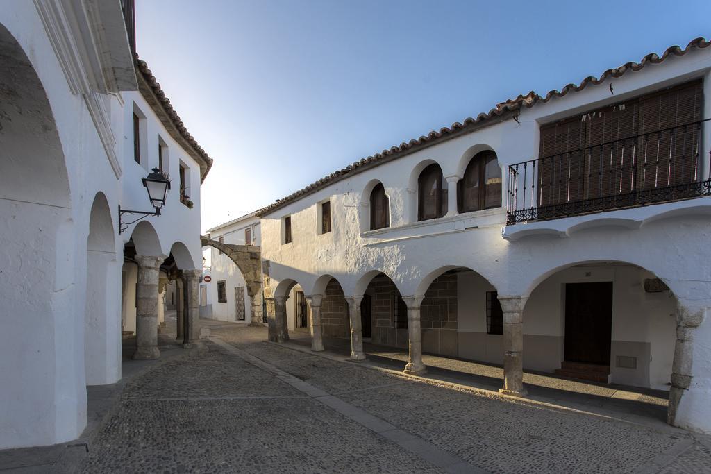 Hotel Hospedería Puente de Alconétar Garrovillas Exterior foto